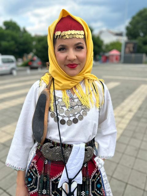 Detail einer serbischen Tracht